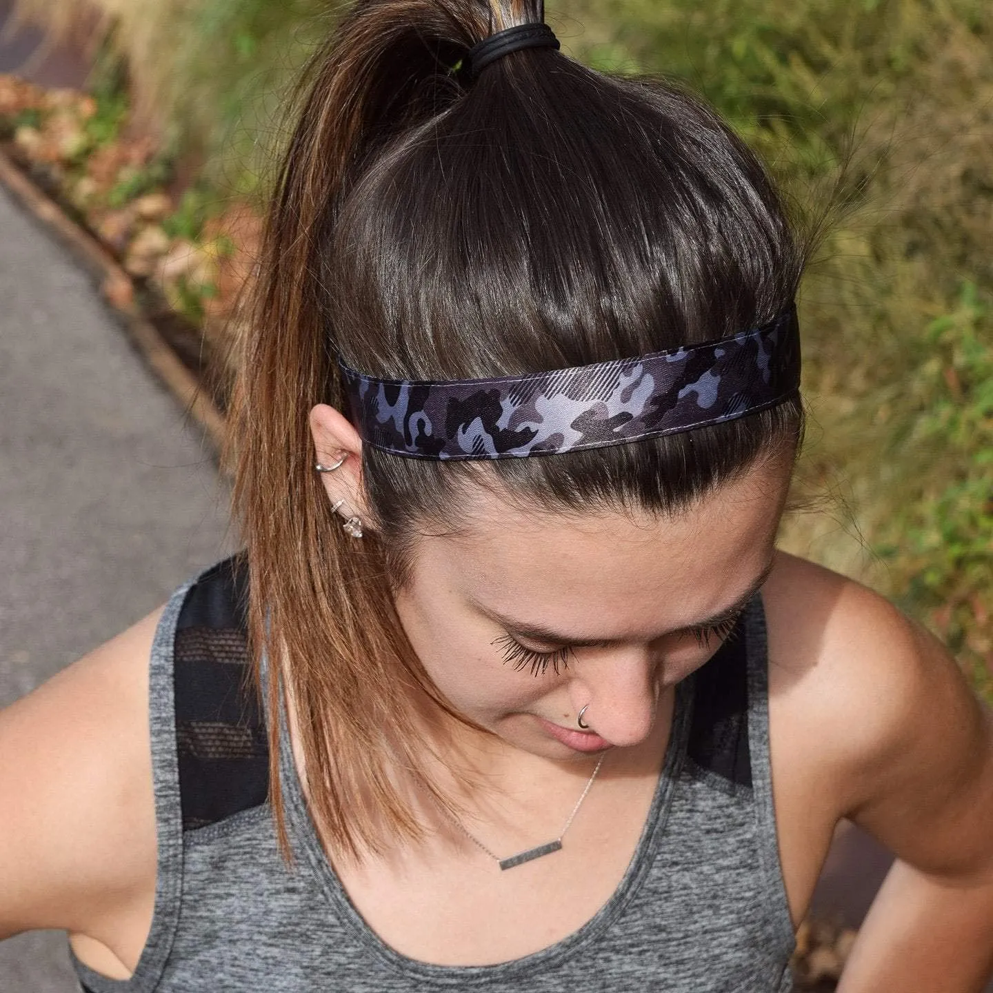 Sweaty Bands Womens Girls Headband - Non-Slip Velvet-Lined Workout Hairband - Booty Camp Camo Black Gray 1-Inch