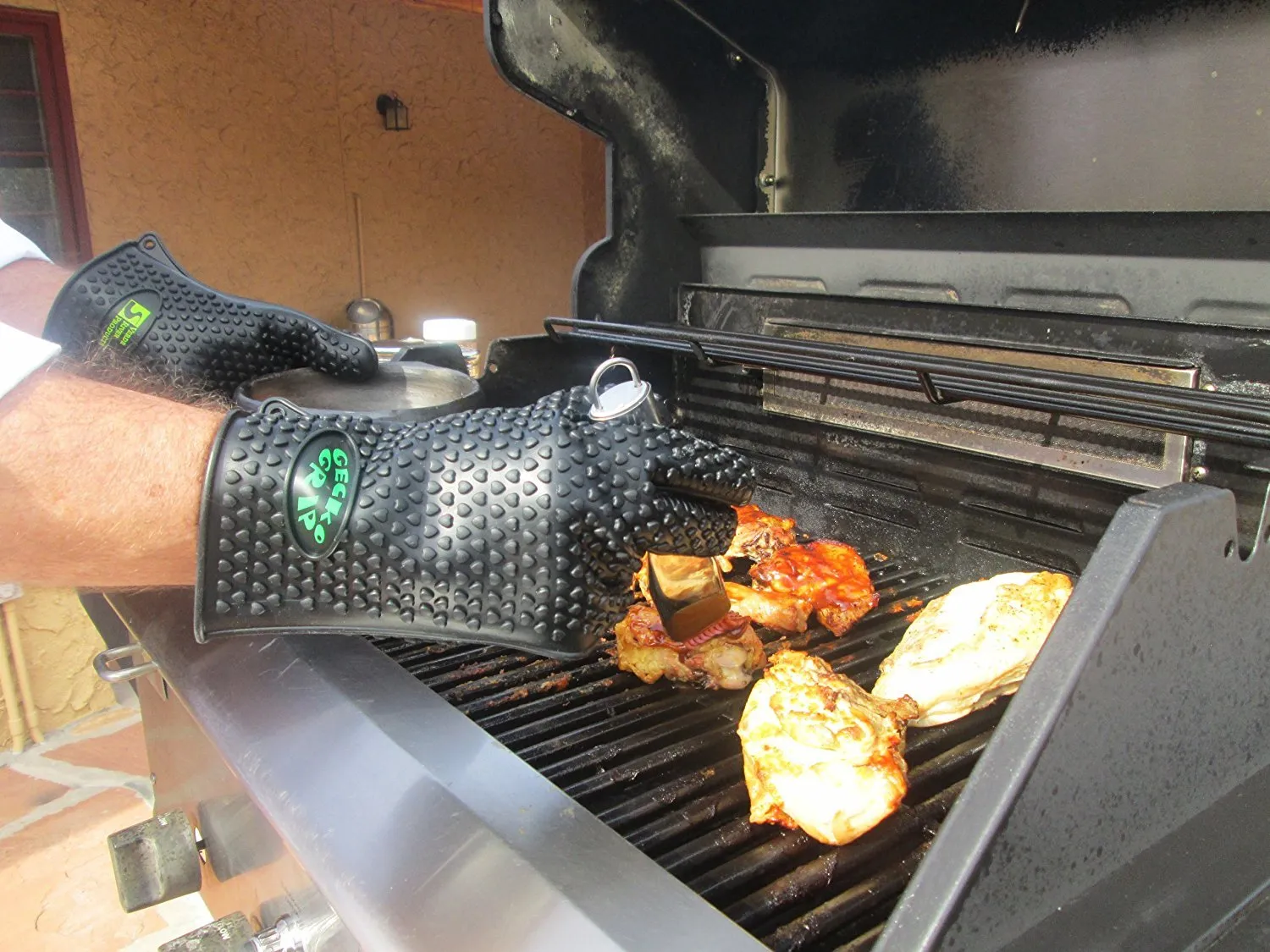 VRP Heat Resistant Silicone BBQ Gloves  Best Protective Insulated Oven, Grill, Baking, Smoker or Cooking Gloves  XXL Replace Your Potholder and Mitts  Five Fingered Waterproof Grip - 3 SIZES